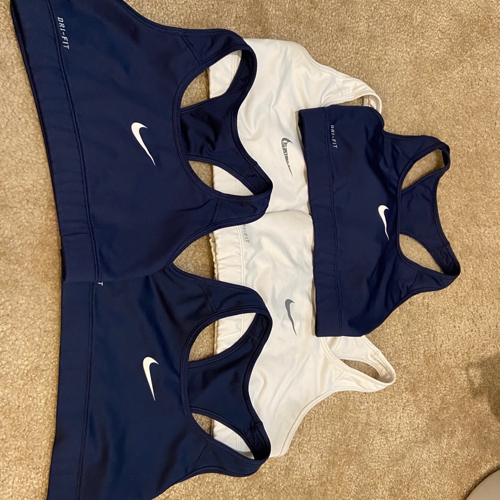 Set of 5 Nike Sports Bras